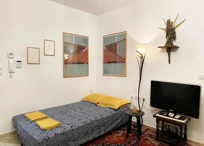 Apartmán To Ble Kuenstlersteinhaus Mit Garten Barrierefrei Tirnavos