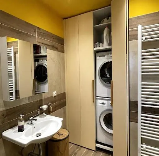 To Ble Kuenstlersteinhaus Mit Garten Barrierefrei Apartmán *